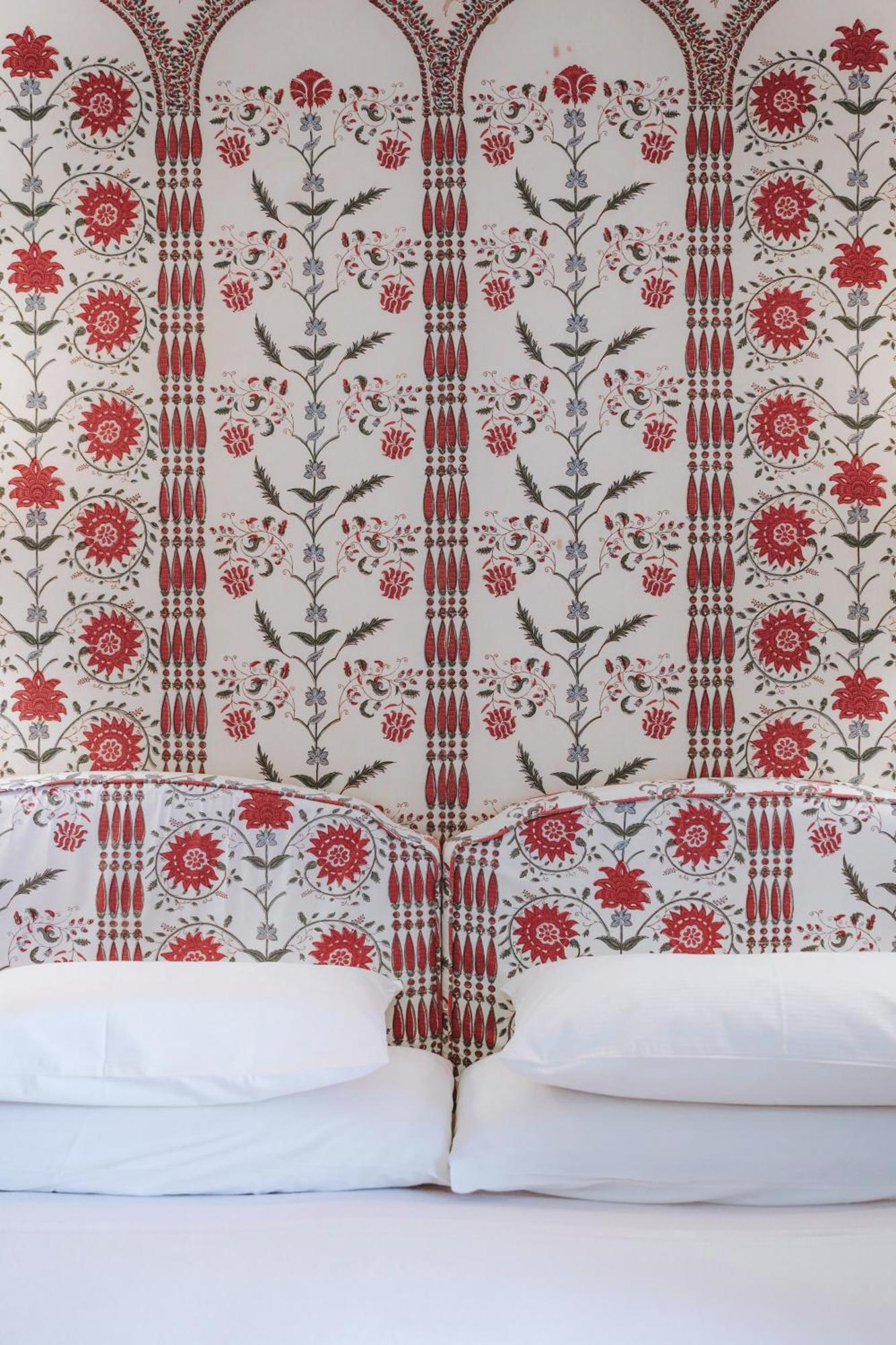 Bastide Rose Hotel เลอ ตอร์ ภายนอก รูปภาพ