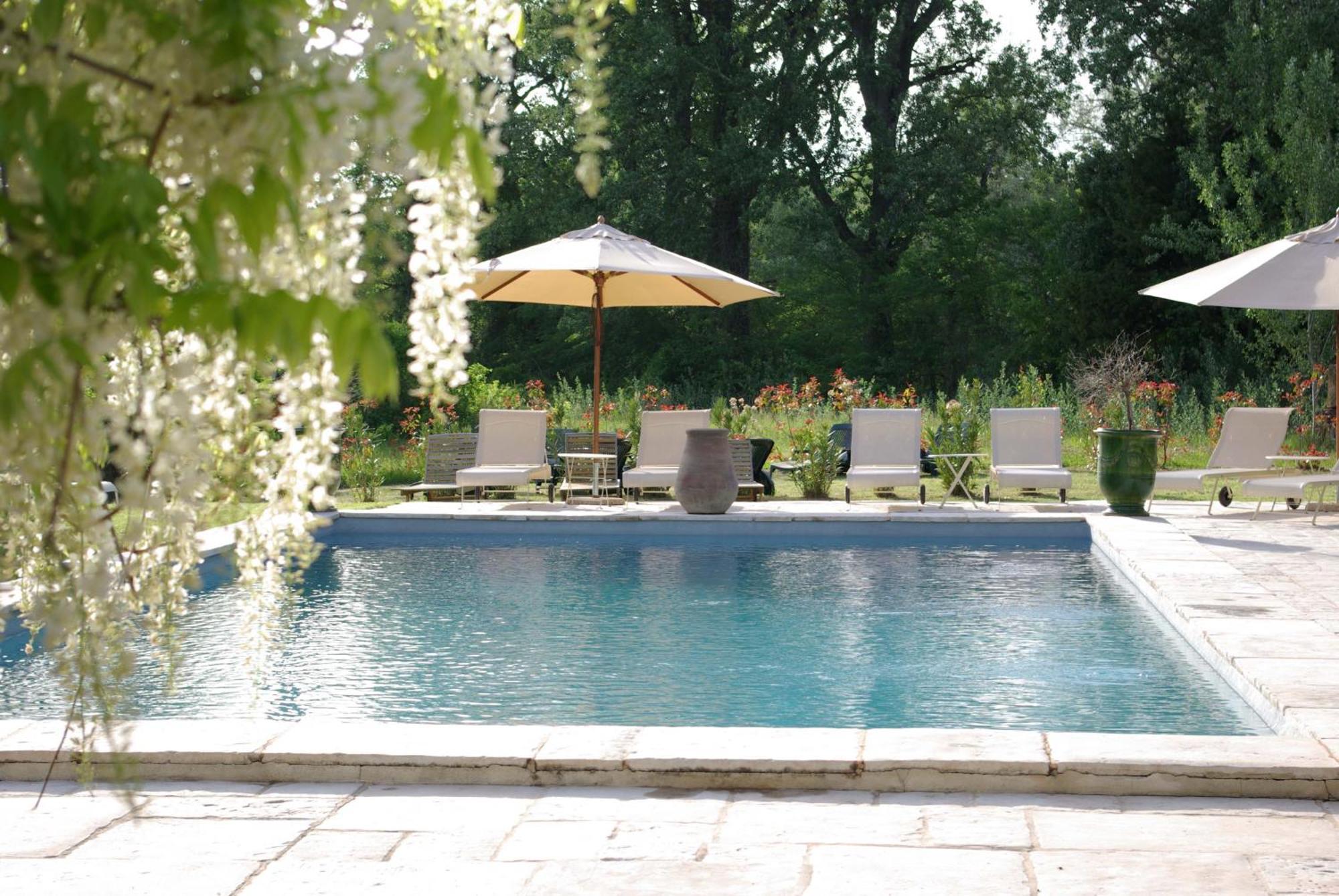 Bastide Rose Hotel เลอ ตอร์ ภายนอก รูปภาพ