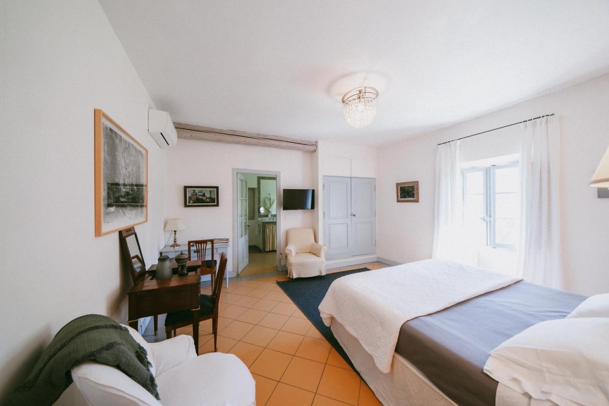 Bastide Rose Hotel เลอ ตอร์ ภายนอก รูปภาพ
